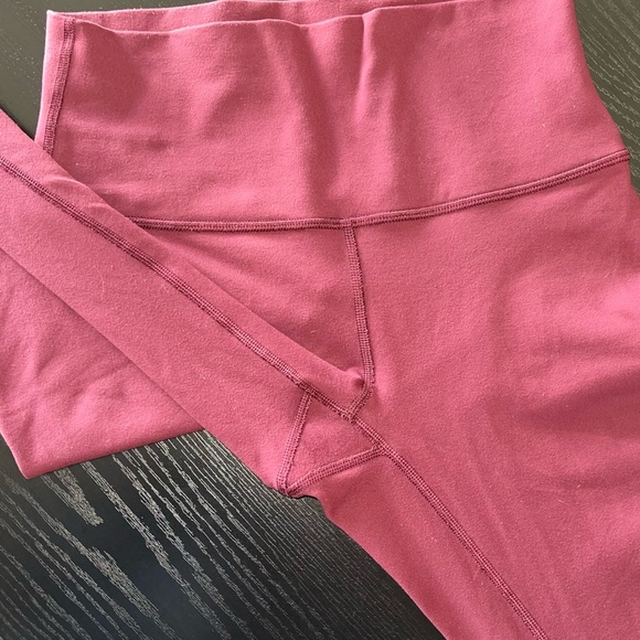 Lululemon Wunder Under Luon Leggings - Picture 5 of 8